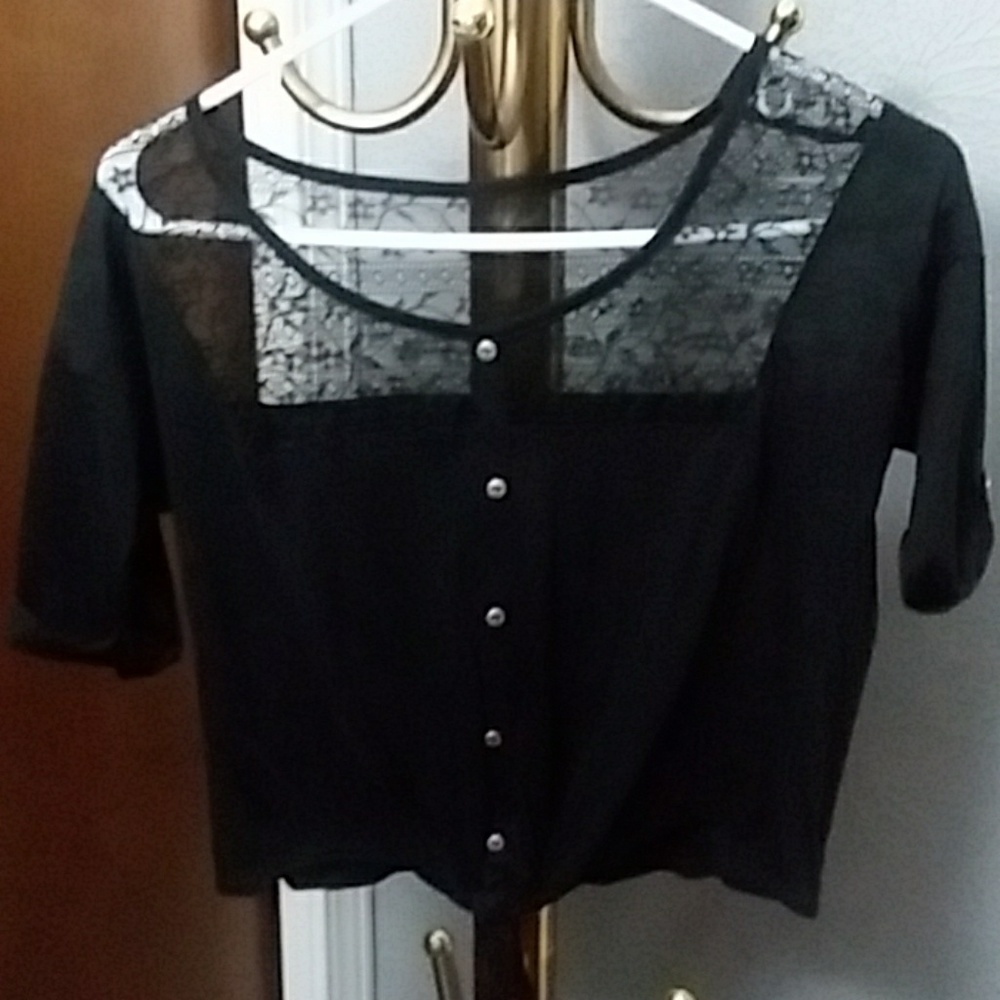 Black crop top